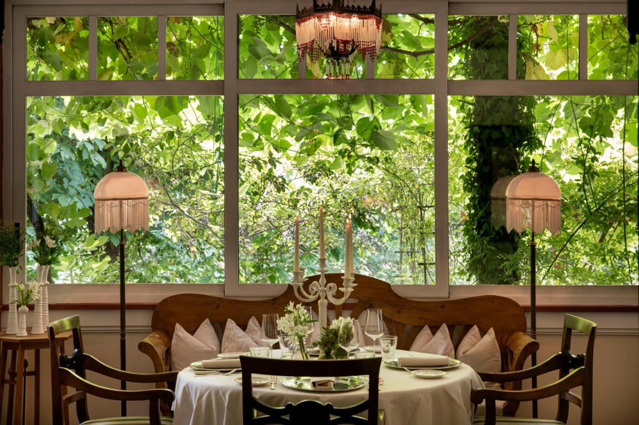 Relais & Chateaux Hotel Castel Fragsburg Merano Exterior foto